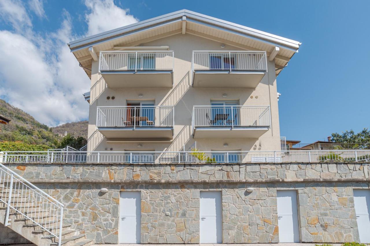 Lake Como Apartment With Balcony And Private Parking Ossuccio Exteriör bild